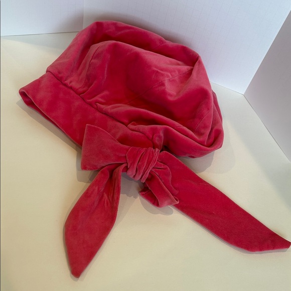 Accessories - Amazing vintage 1960’s Hot Pink Velvet Hat